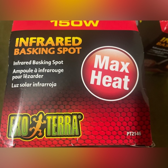 One EXO-TERRA 150w Watt Infrared Basking Spot Bulb for Reptiles Terrarium PT2146 - Picture 7 of 7